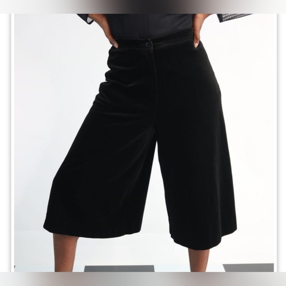 act lll Pants - Elegant Black Wide Leg Culottes